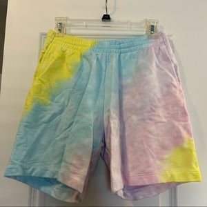 Mavrans tiedye shorts size M